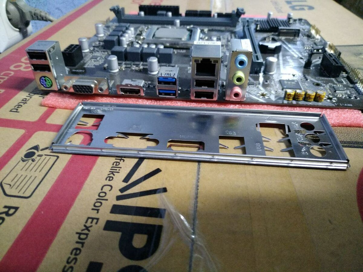 GIGABYTE H510M H  LGA1200 + i3-10105