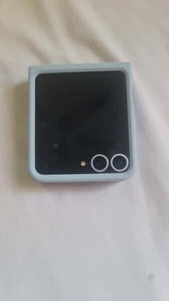 Samsung Galaxy Z flip 6 256 gb