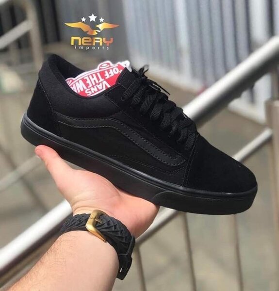 Vans noires
