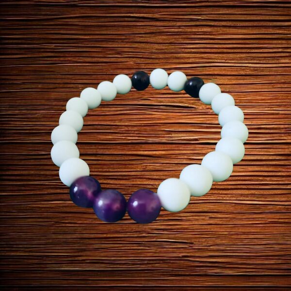 Браслет из белого оникса и аметиста