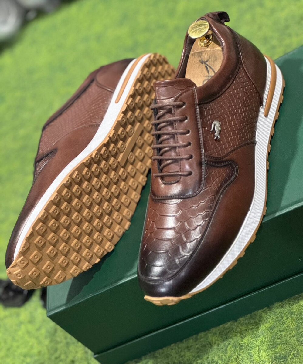 Chaussures en cuir pour homme