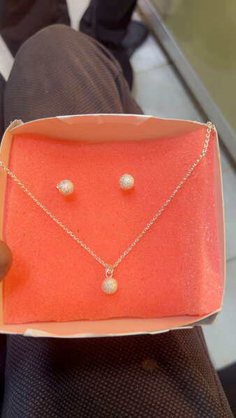 Ensemble médail avec boucles d