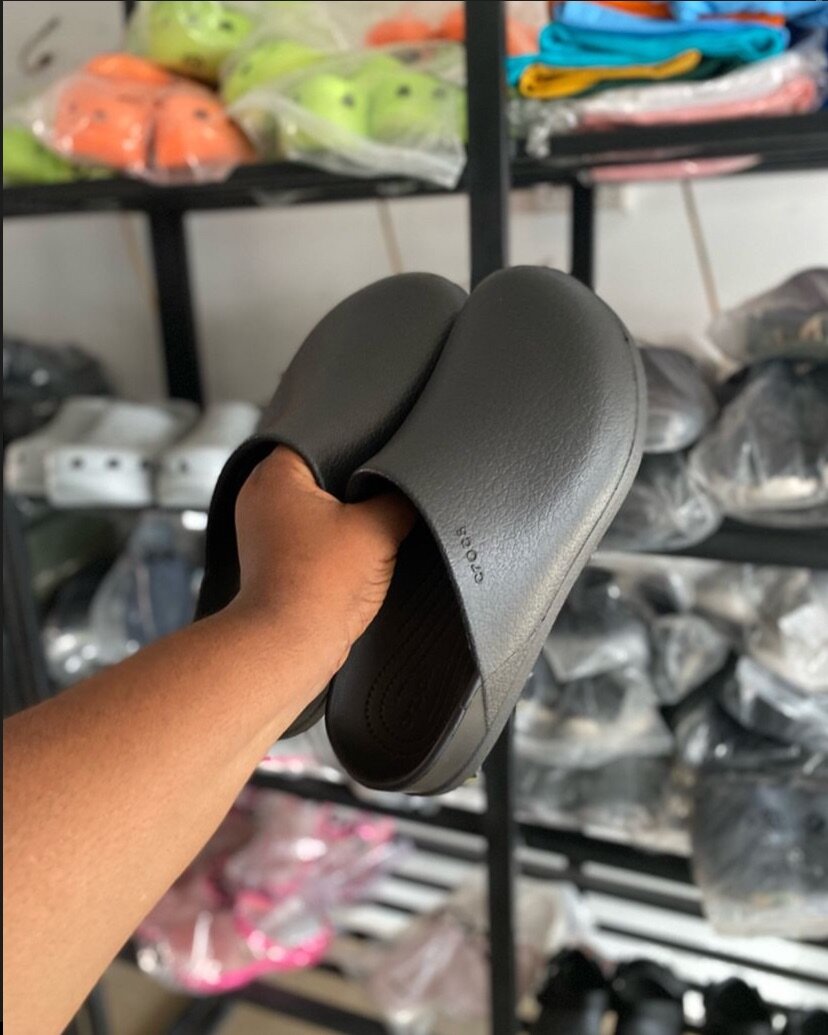 Original crocs(half shoe)
