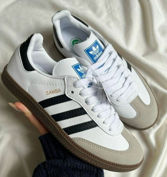 Adidas Samba Classique Sneakers