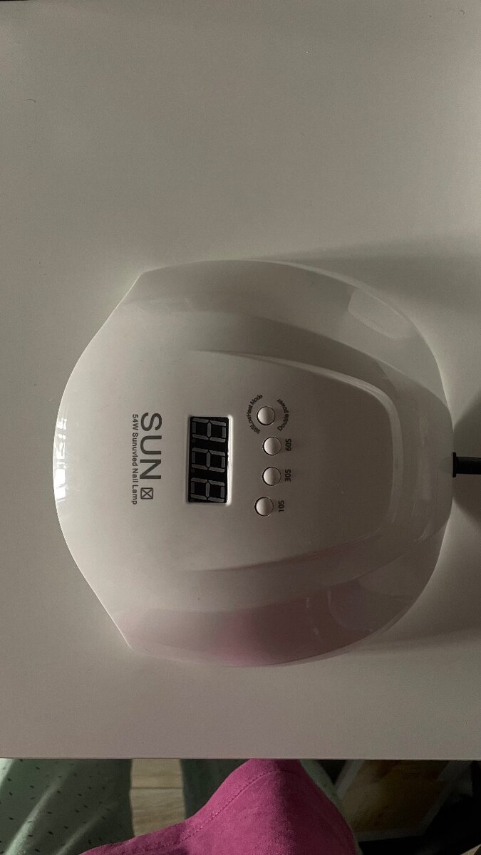 LED-лампу для маникюра