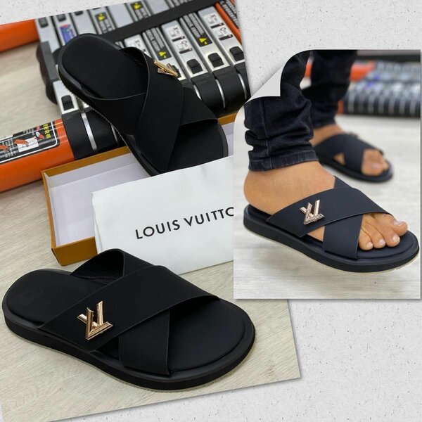 Louis Vuitton Slippers
