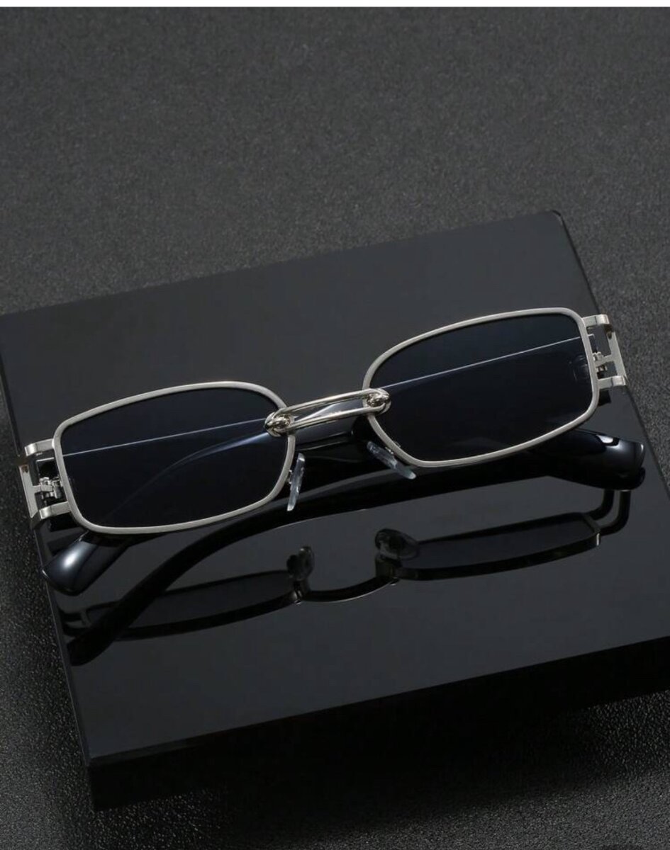 Lunettes de soleil rétro élégantes