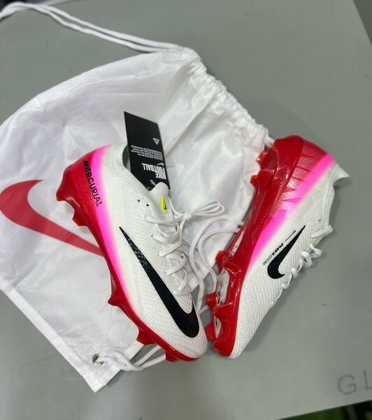 Chaussures de foot Nike Mercurial