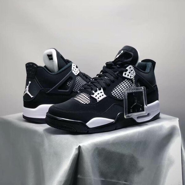 Jordan 4