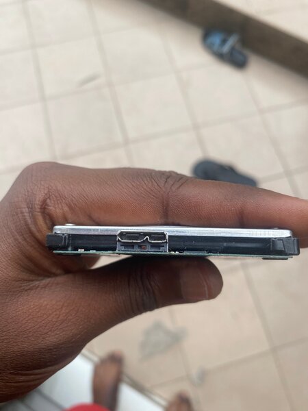 Disque dur Toshiba 1TB 2.5"