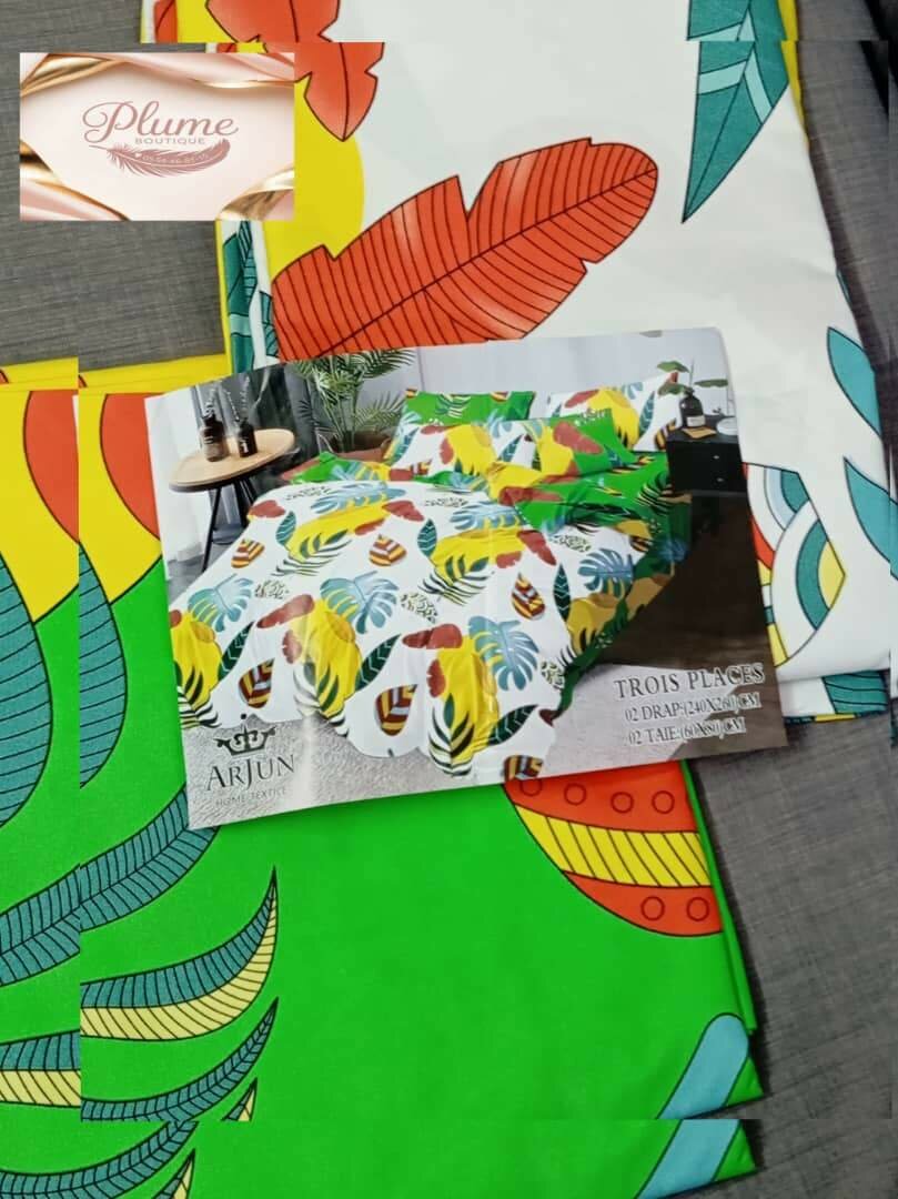 2 draps et 2 taies d'oreillers