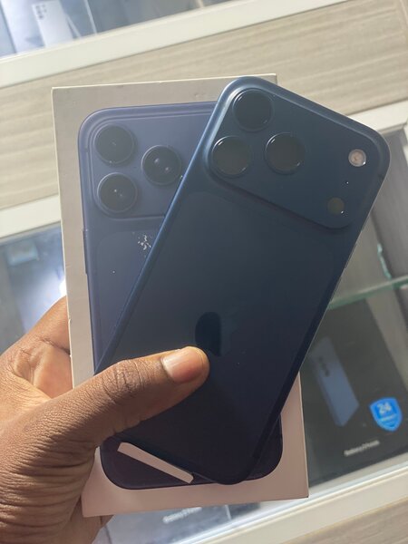 Smartphone moderne bleu