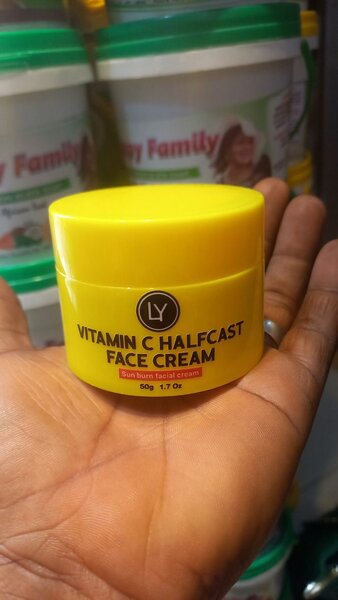 Ly face cream