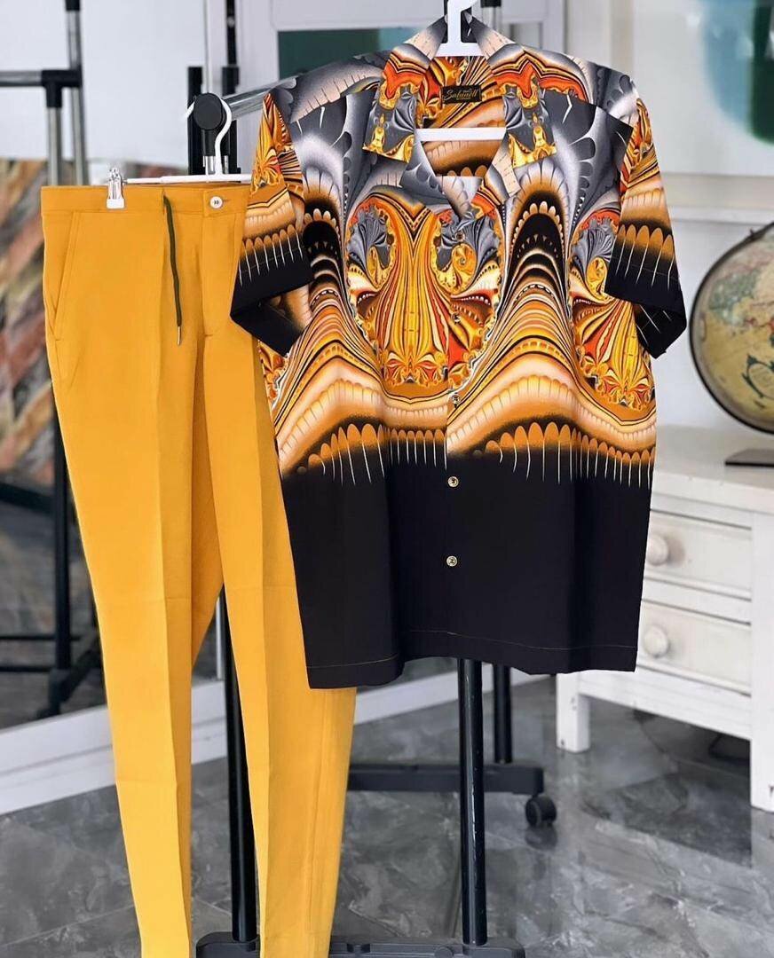 Fashion Top And Down