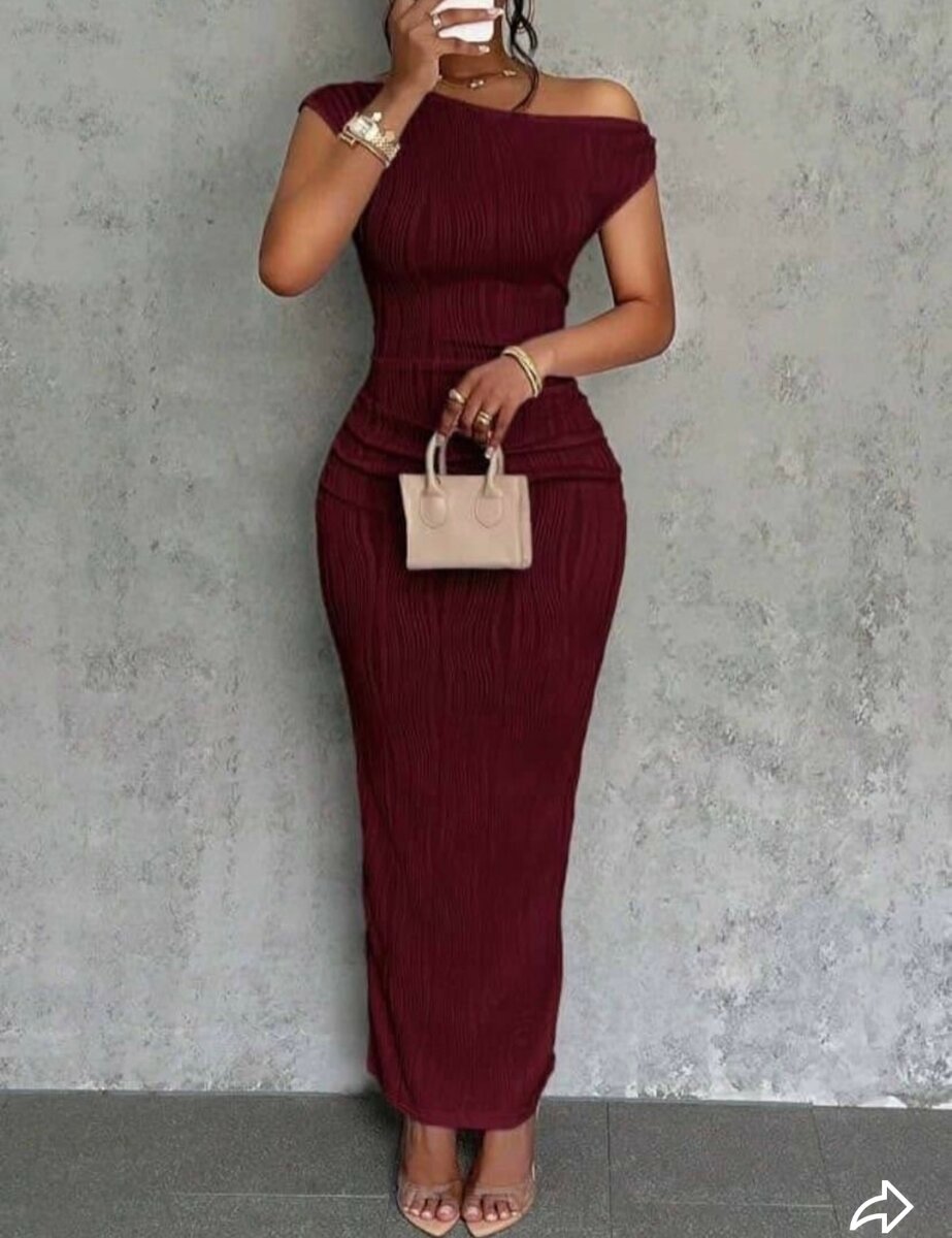 Robe Longue Épaules Dénudées Élégante