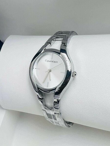 Montre Femme Calvin Klein Élégante