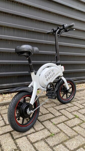 Vélo Électrique Compact