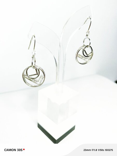 Boucles d'oreilles géométriques argentées