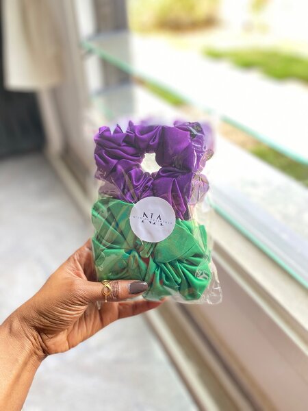 Chouchous satinés colorés