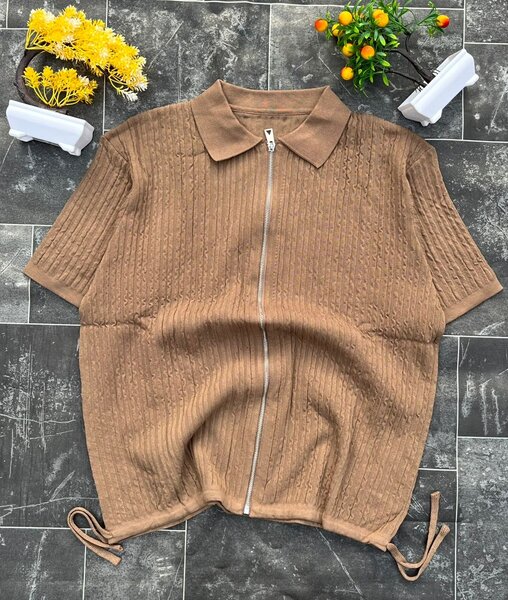 Chemise polo en maille rayée