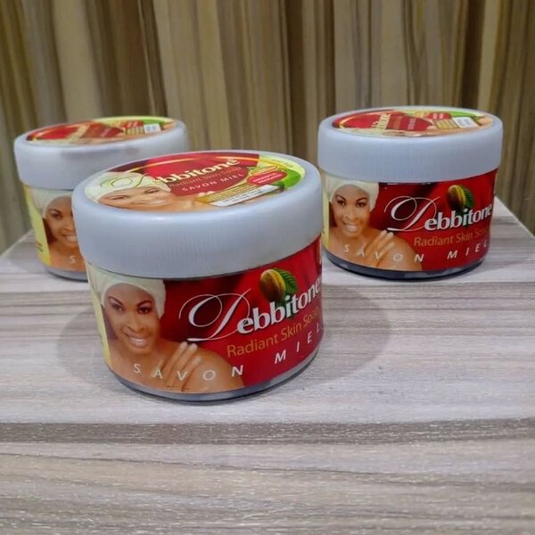 Savon peau éclatante Debbitone
