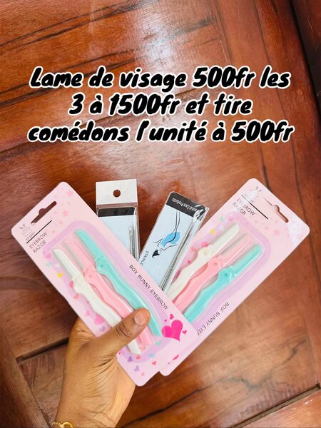 Lames de visage et tire-comédons