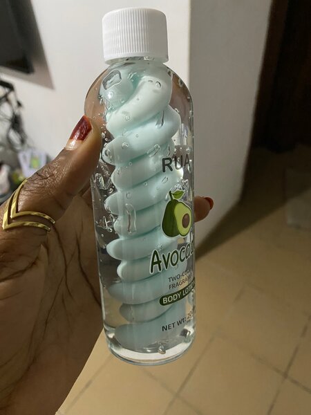 Lotion pour le corps à l'avocat