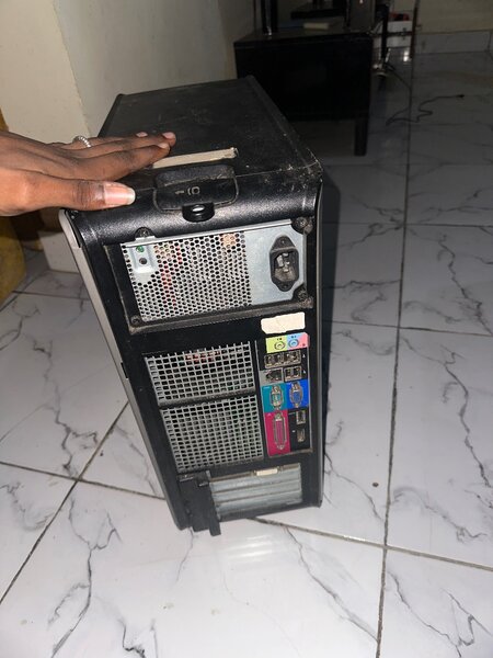 Tour PC Dell OptiPlex 780