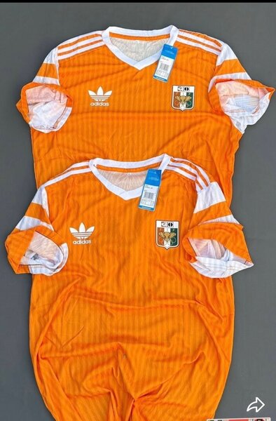 Maillot de foot rétro vintage