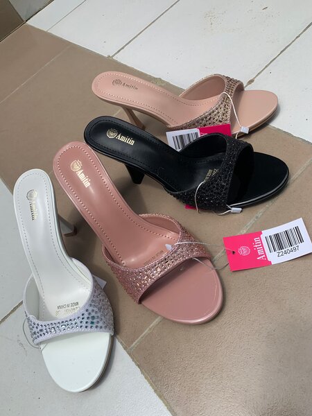 Mules à talons brillants