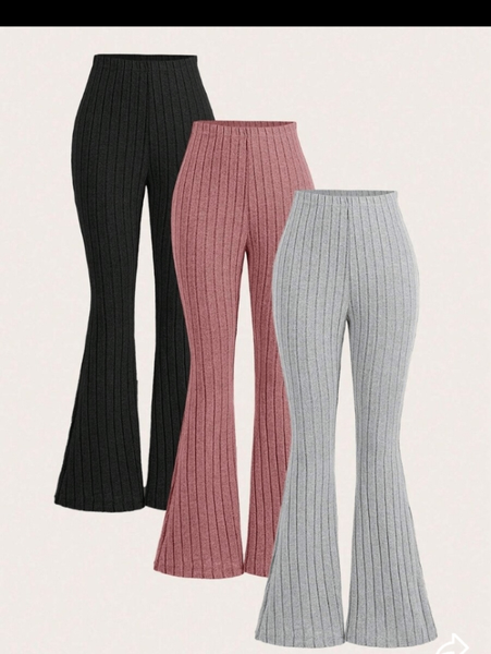 Pantalons évasés côtelés