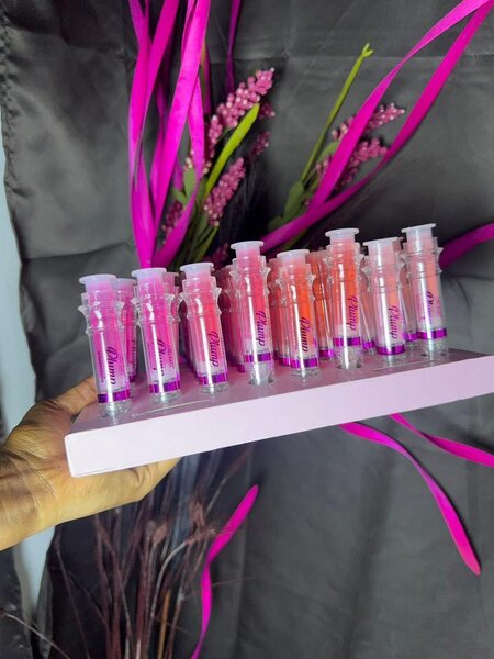 Gloss repulpant pour lèvres