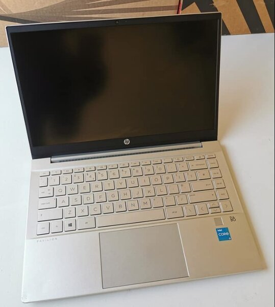 Exellent Condition HP Pavilion 14-DV0511SA