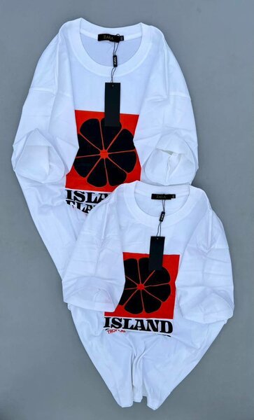 T-shirt blanche imprimée stylée