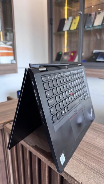 *ThinkPad L13 Yoga
