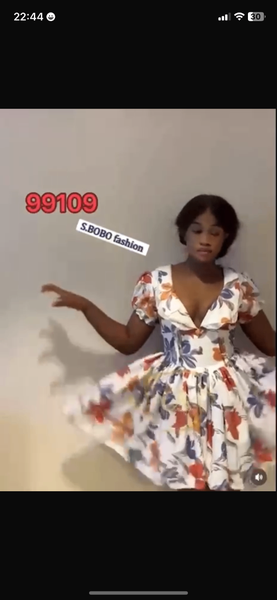 Robe à fleurs élégante