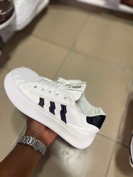 Sneakers tendance en cuir blanc