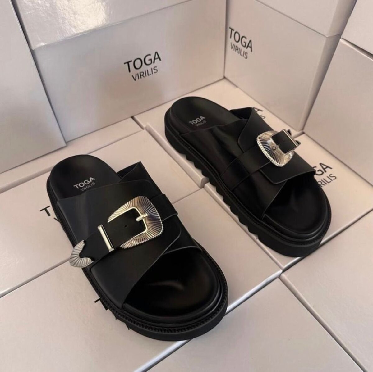 Sandales à Boucle Toga