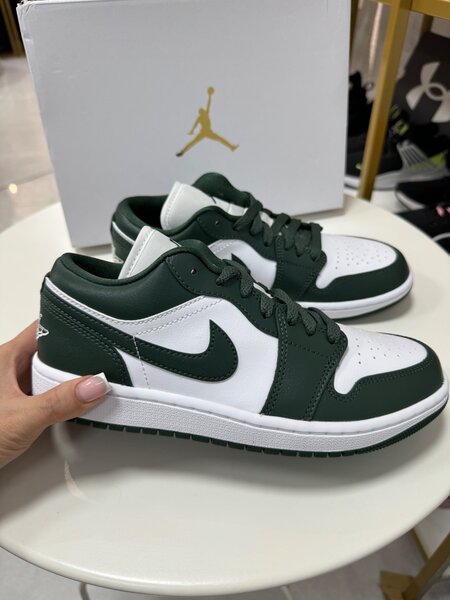 Jordan женские