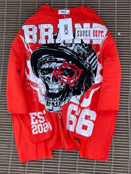 Sweatshirt à motif graphique