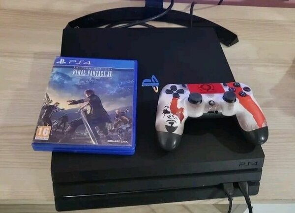 Console PS4 avec jeux