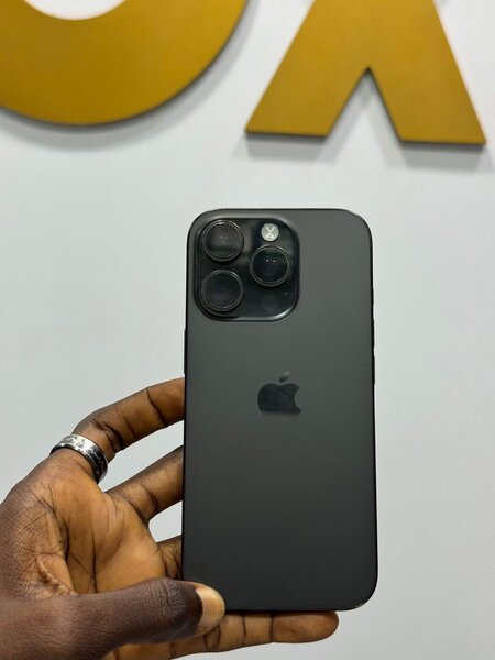 iPhone 16 Pro 256GB Noir
