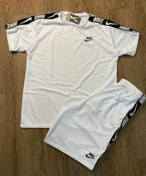 Ensemble de sport Nike