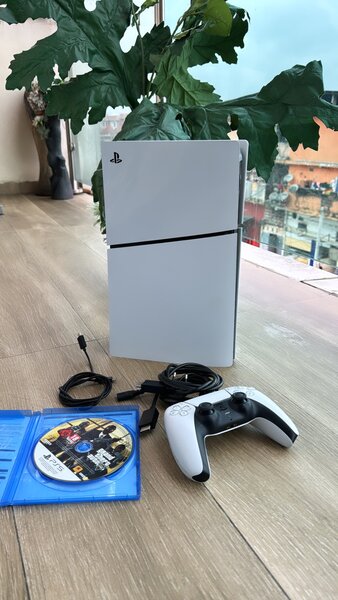 PS5 slim