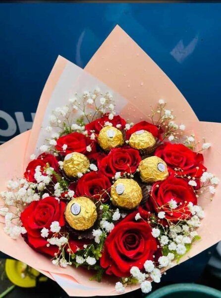 Bouquet de Roses et Chocolats