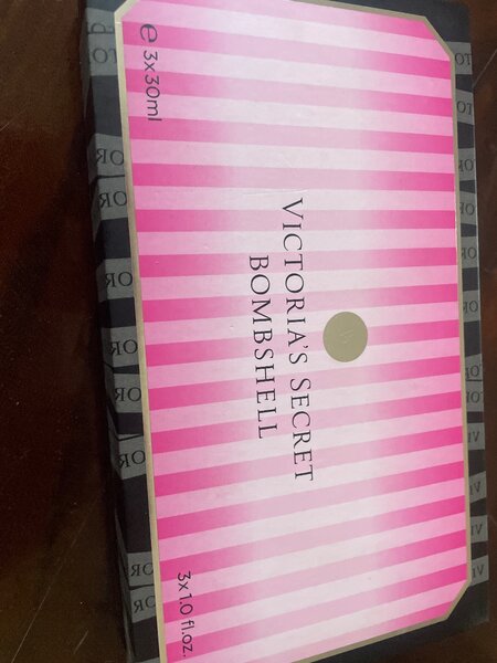 Original Victoria secret bombshell