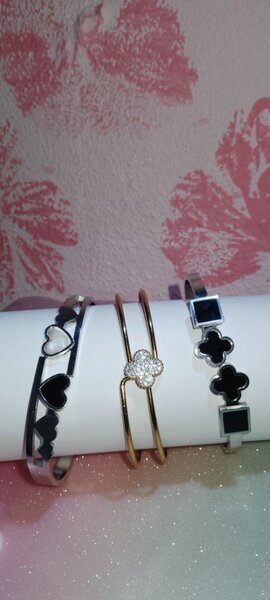 Bracelet fleur couleur or