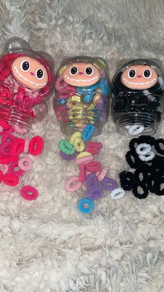 Élastiques à cheveux colorés