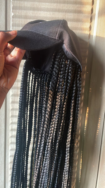 Casquette avec Tresses Synthétiques