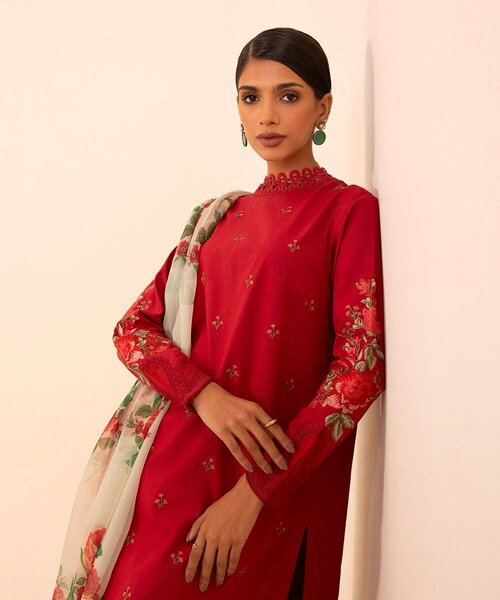 3 pcs summer collection Lawn suit